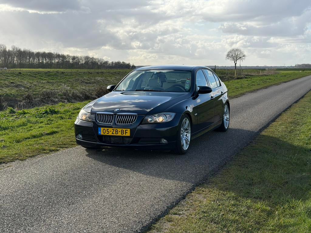 BMW 3-Serie 320d E90 2007, Auto's, BMW, 21 km/l, Achterwielaandrijving, 1995 cc, Beige