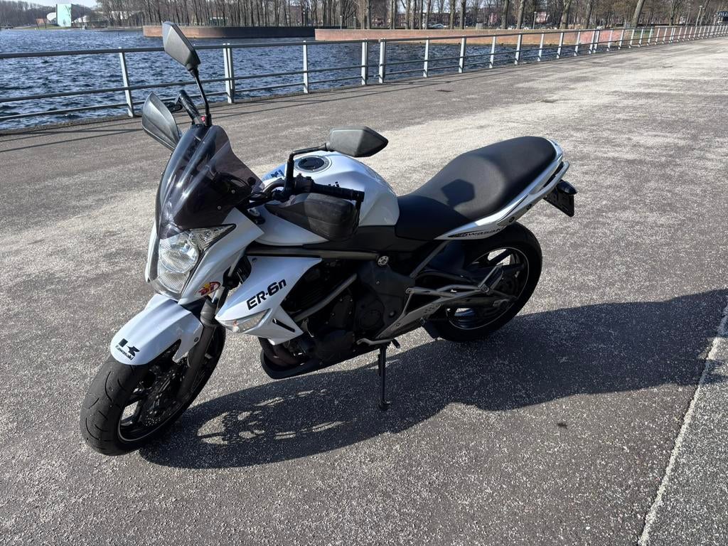 Kawasaki ER-6n, 2 cilinders, Particulier, 12 t/m 35 kW, Naked bike