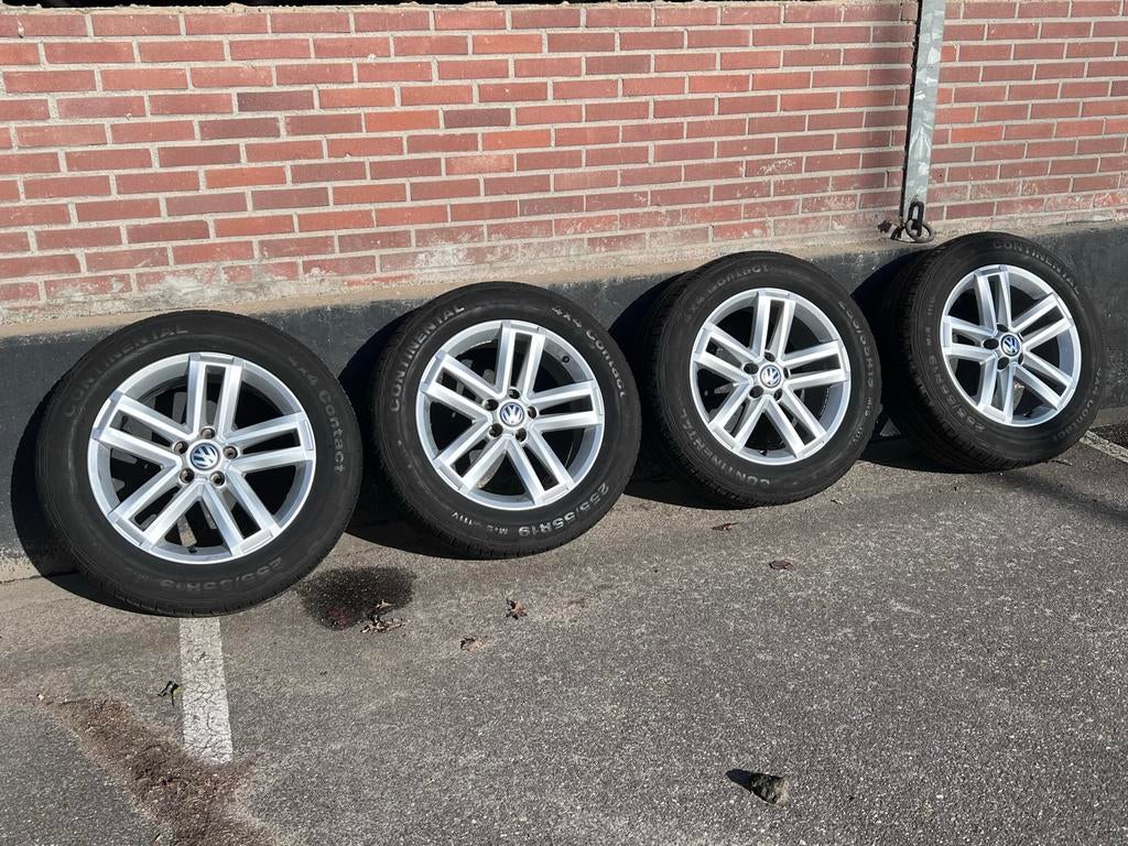 19” Originele VW Amarok  Cantera velgen Continental banden, Auto-onderdelen, Banden en Velgen, Gebruikt, 255 mm, Banden en Velgen