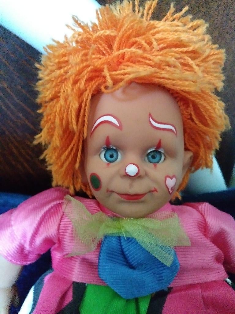 Popje Clown met merk, Verzamelen, Poppen, Ophalen, Zo goed als nieuw, Pop, Levensecht of Reborn