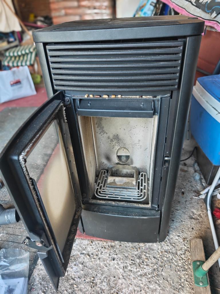 Pelletkachel 6kw, Huis en Inrichting, Kachels, Ophalen, Gebruikt, Overige brandstoffen, Pelletkachel