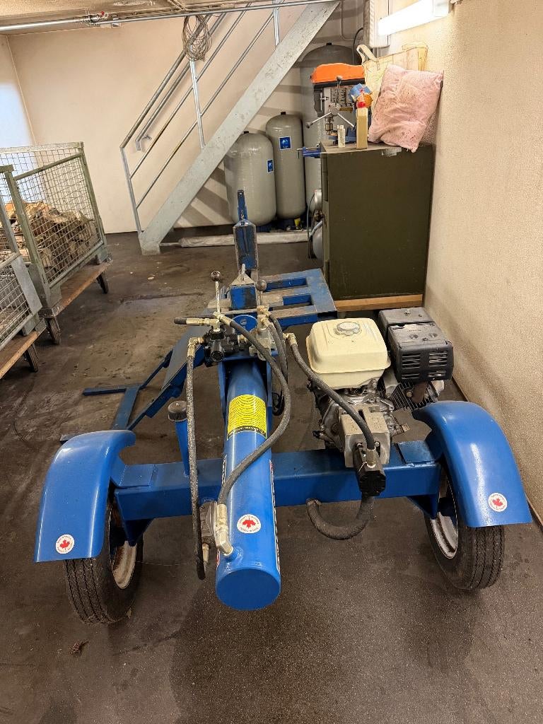 Houtklover Wallenstein WX960, Benzine, Gebruikt, Liggend, Ophalen