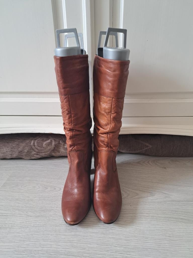 Cognac kleurige? Laarzen, Kleding | Dames, Schoenen, Hoge laarzen, Bruin, Ophalen of Verzenden, Gedragen