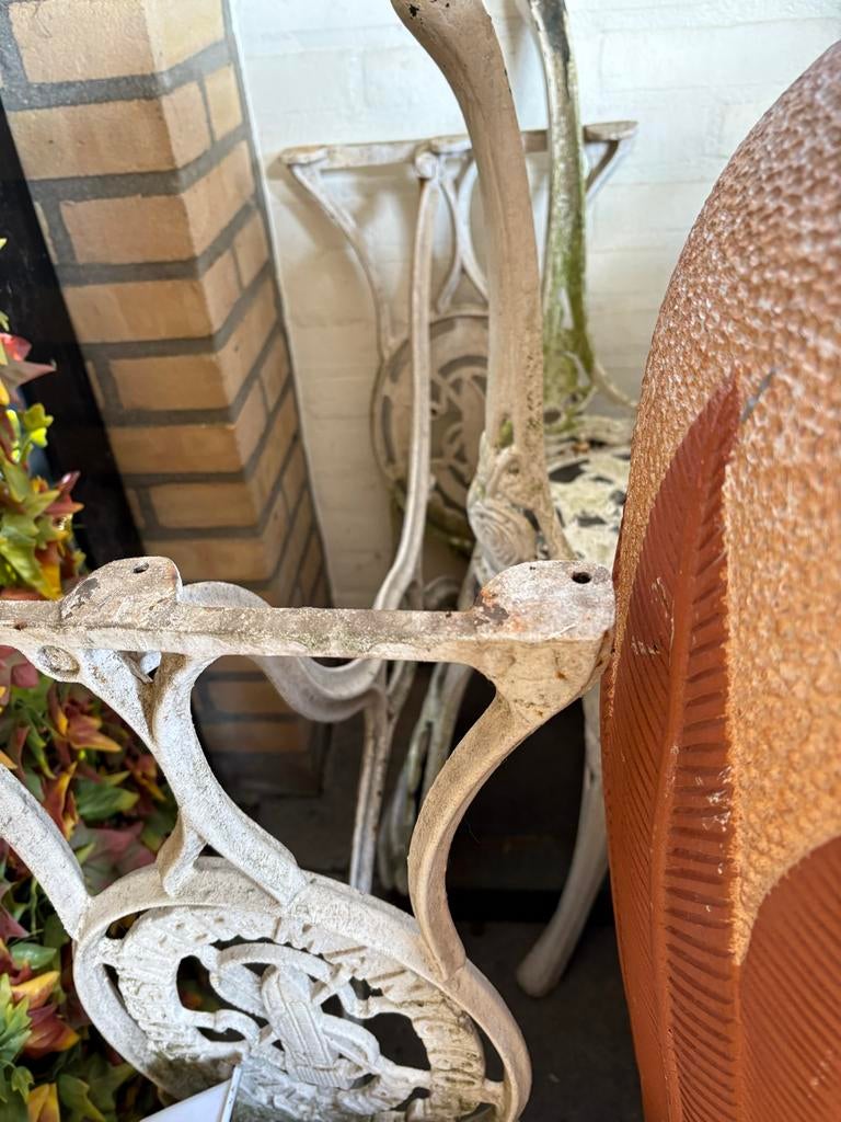 Metalen singer onderstel met 2 metalen stoelen, Tuin en Terras, Ophalen, Metaal