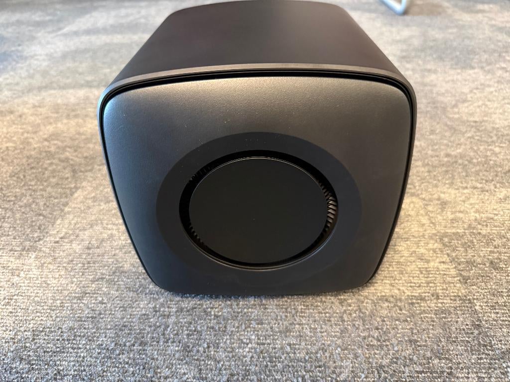 KEF KC62 Subwoofer - Zwart - NIEUWSTAAT, Overige merken, Subwoofer, Ophalen of Verzenden, Zo goed als nieuw