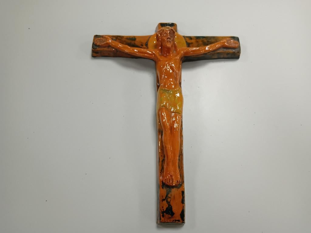 Keramieken Jezus aan het kruis, Ophalen