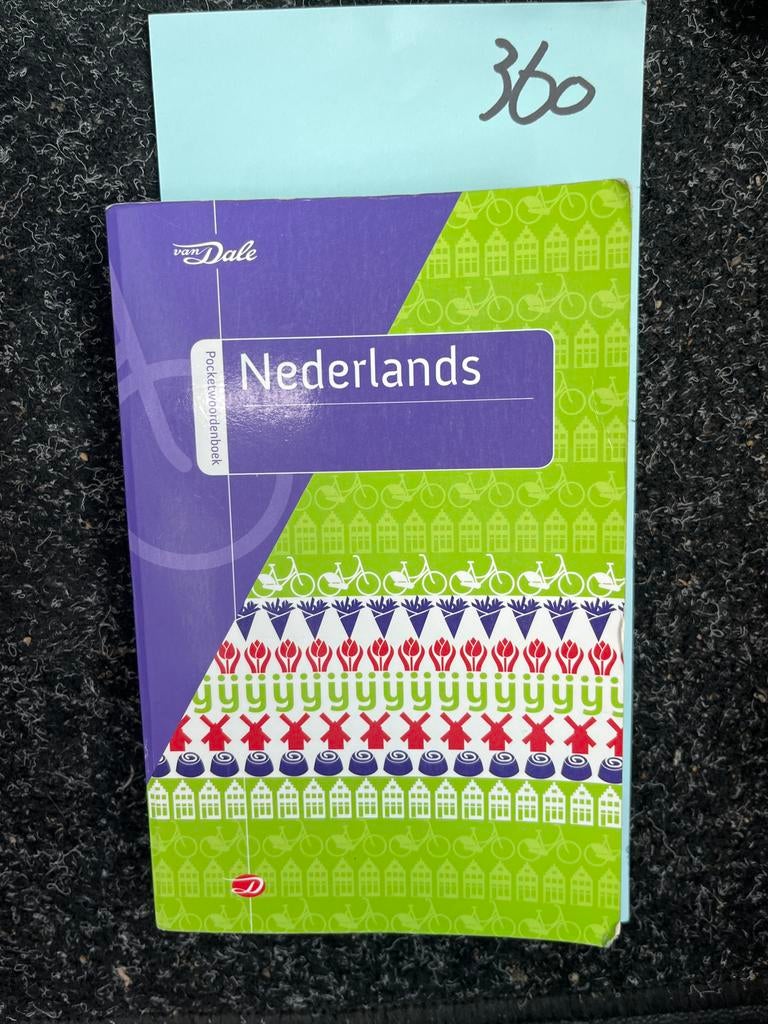Van Dale Pocketwoordenboek Nederlands, Boeken, Woordenboeken, Ophalen of Verzenden, Zo goed als nieuw, Van Dale, Nederlands