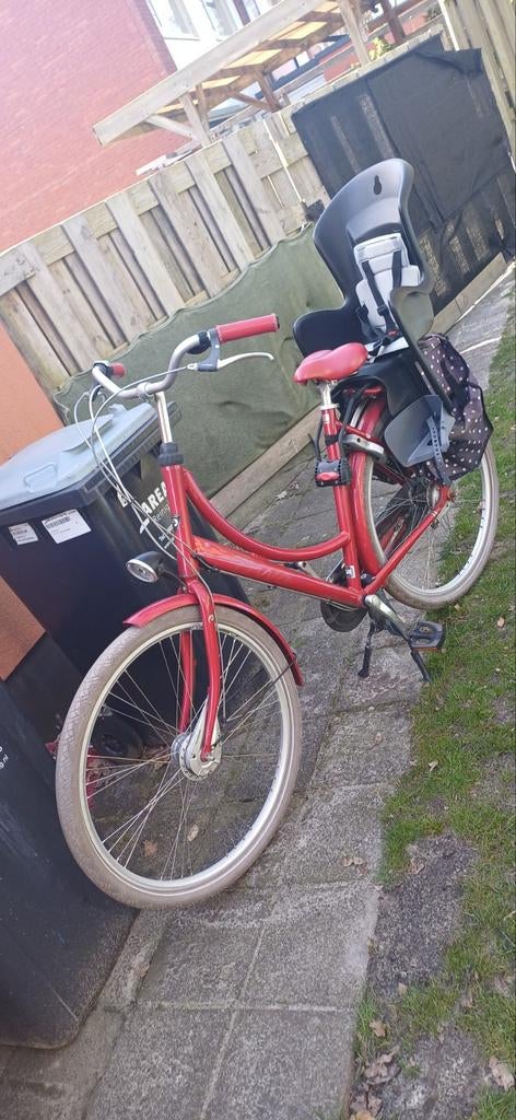 Damesfiets met fietstassen en kinderzitje, Fietsen en Brommers, Ophalen, 1 zitje, Gebruikt, Batavus