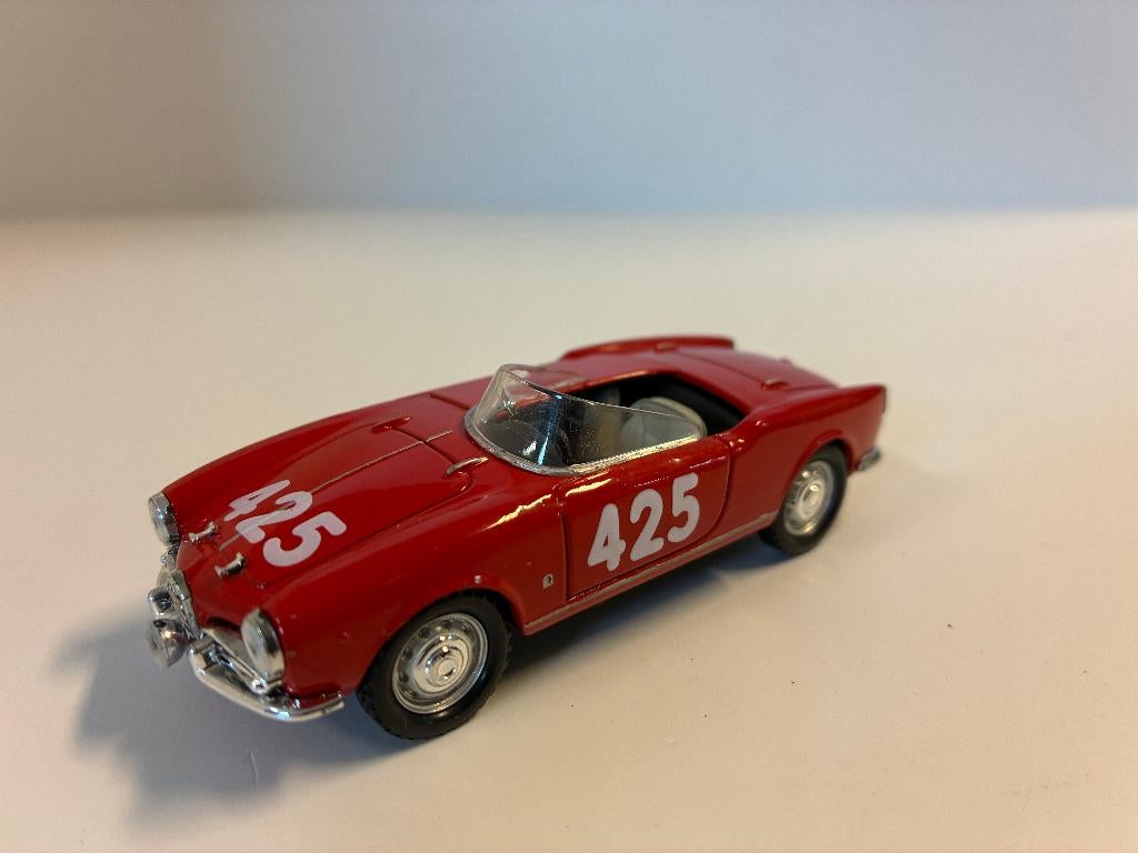 19519: Alfa Romeo Giulietta Spider #425 - 1958 - Solido 1:43, Solido, Auto, Solido, Nieuw