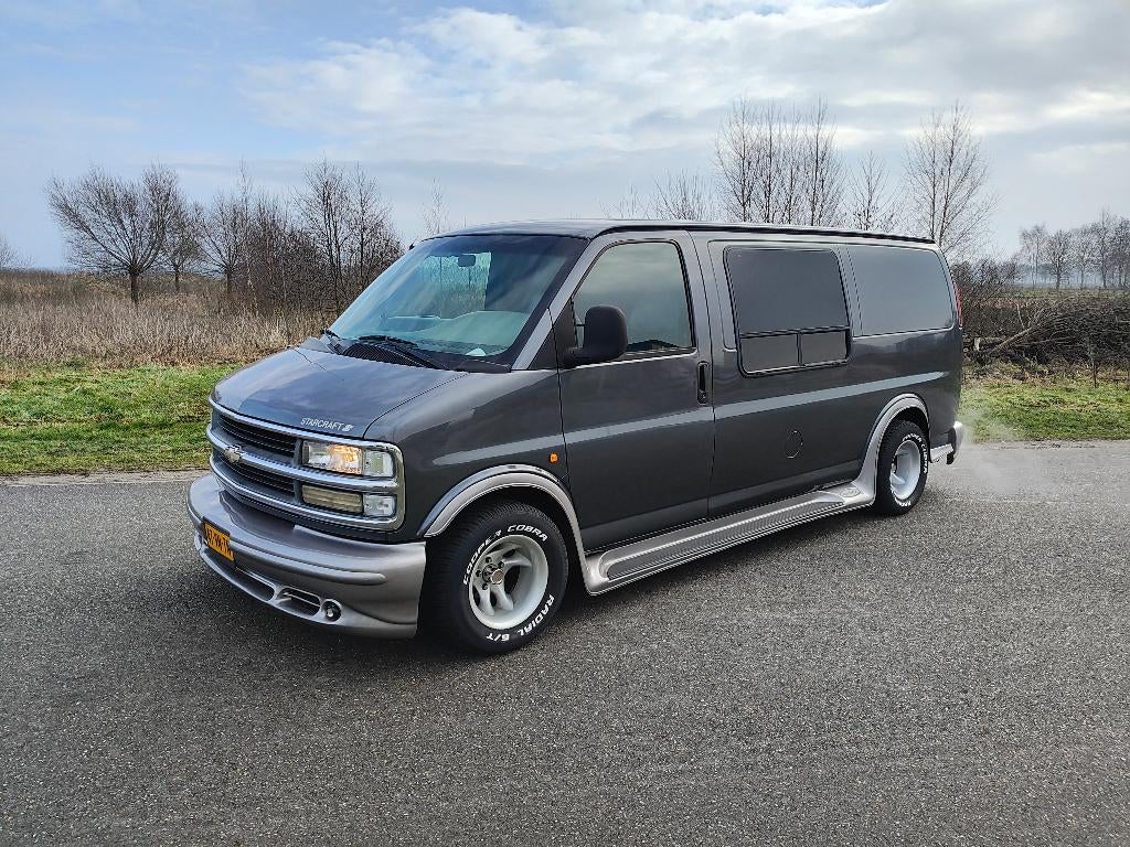 Unieke GMC Chevrolet Starcraft – de mooiste van Nederland!, Auto's, Achterwielaandrijving, Metallic lak, 8 cilinders, 254 pk