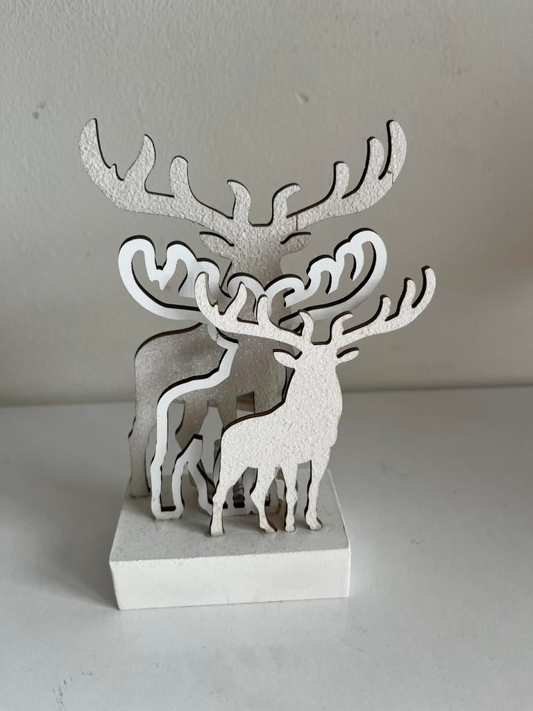 Houten hertjes met verlichting, Ophalen of Verzenden, Zo goed als nieuw