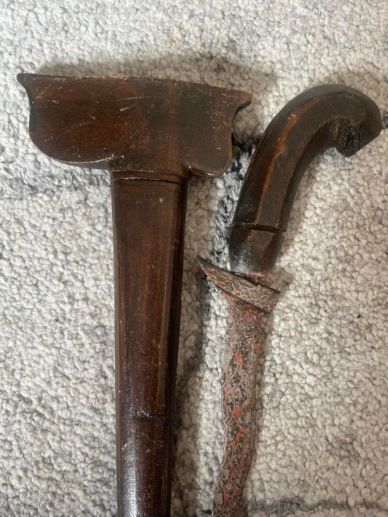 Oude kris met houten schede, Antiek en Kunst, Ophalen