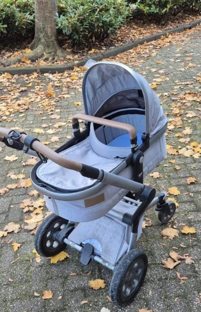 Joolz kinderwagen met reiswieg en adapters, Ophalen, Gebruikt, Overige merken, Met reiswieg