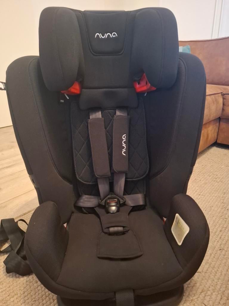Nuna MYTI Autostoel - Zwart - Groeit mee (15-36 kg), Gebruikt, 15 t/m 36 kg, Verstelbare rugleuning, Isofix
