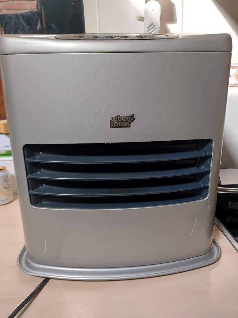 Zibro petroleum kachel  laser, Gebruikt, Overige brandstoffen, Petroleumkachel, Ophalen of Verzenden