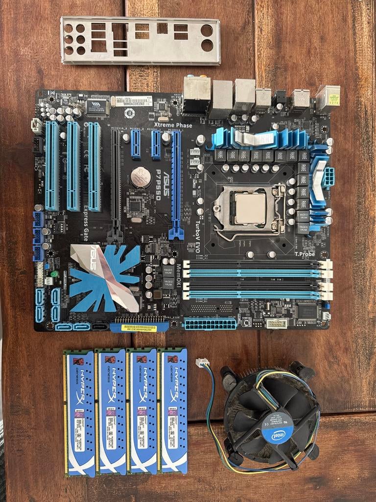 Moederbord P7P55D met i7 860 CPU en fan, Ophalen, Gebruikt, Intel, DDR3