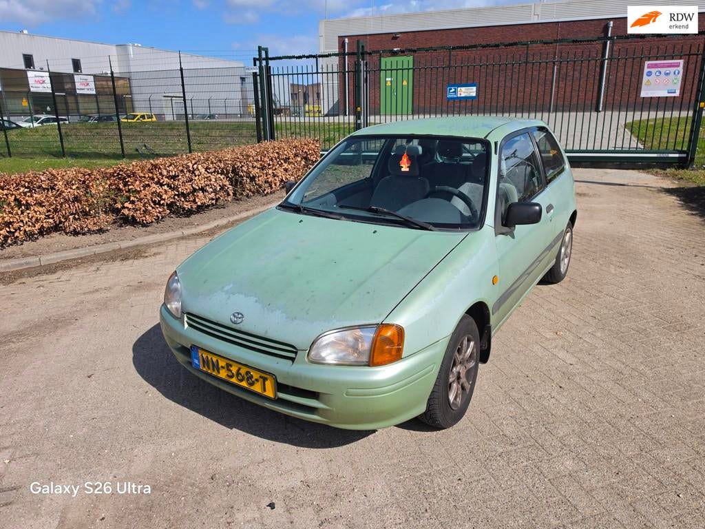 Toyota Starlet 1.3-16V ELEKTRISCHE PAKKET TREKHAAK INRUILKOO, 15 km/l, Gebruikt, 4 cilinders, Starlet