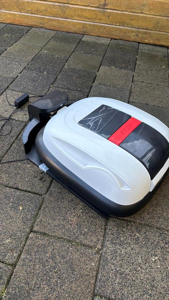 Robot grasmaaier, Tuin en Terras, Robotmaaiers, Ophalen of Verzenden, Gebruikt