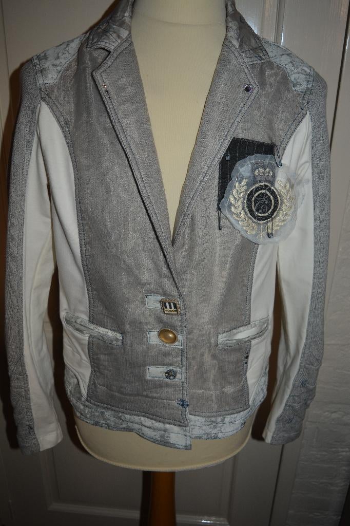 Elisa Cavaletti, prachtig vlot blazer/jasje, maat L (40), Maat 38/40 (M), Wit, Ophalen of Verzenden, Zo goed als nieuw