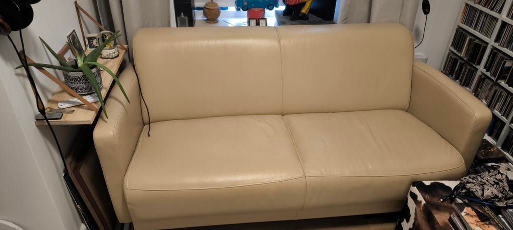 Bank creme wit, Huis en Inrichting, Banken | Bankstellen, Ophalen, Leer