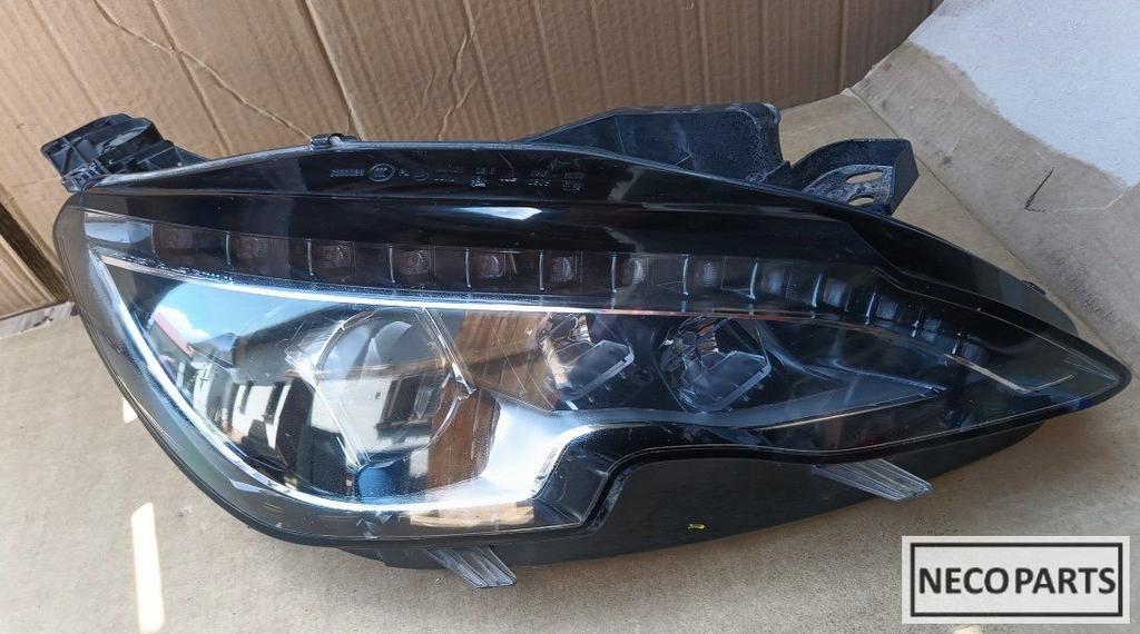 PEUGEOT 308 T9 FULL LED KOPLAMP ORIGINEEL 9800546380, Ophalen of Verzenden, Gebruikt, Peugeot