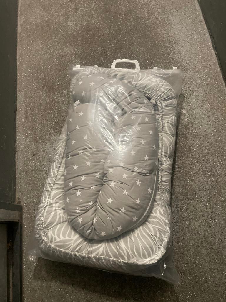 Baby Crib Bumper & Borstvoedingskussen Set, Ophalen of Verzenden, Zo goed als nieuw, Overige typen