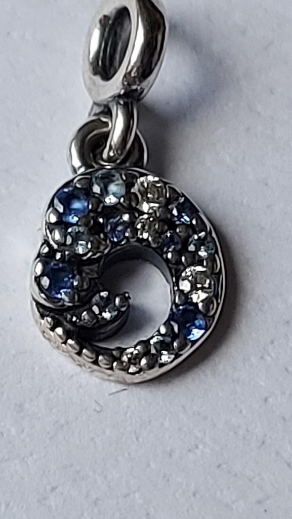 Originele Pandora Essence Me  bedel golven, Sieraden, Tassen en Uiterlijk, Bedels, Ophalen of Verzenden, Zo goed als nieuw, Zilver