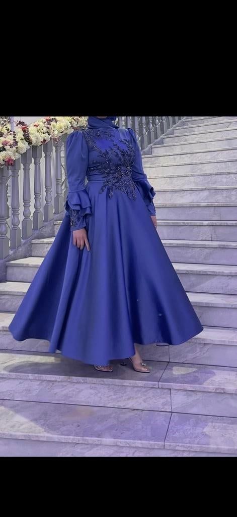 Elegante Avond- of Galajurk, Galajurk, Blauw, Zo goed als nieuw, Ophalen