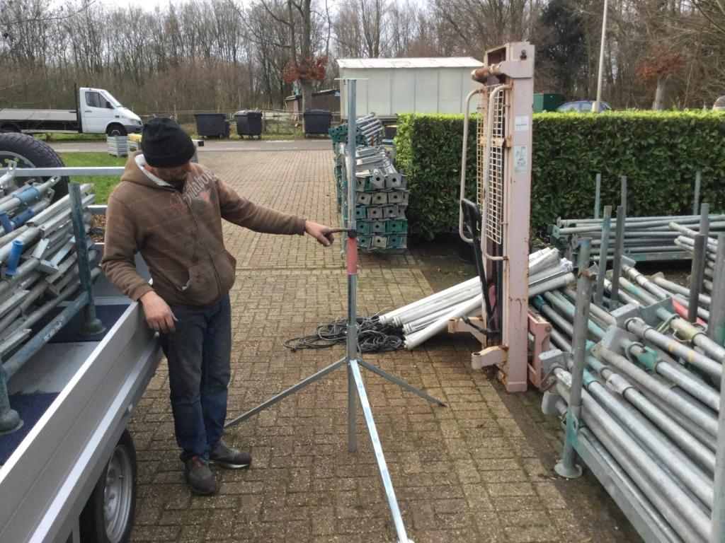 bouwlamp statieven, bouw verlichting, statieven, bouwlamp, Ophalen of Verzenden, Gebruikt, Armatuur, Met statief