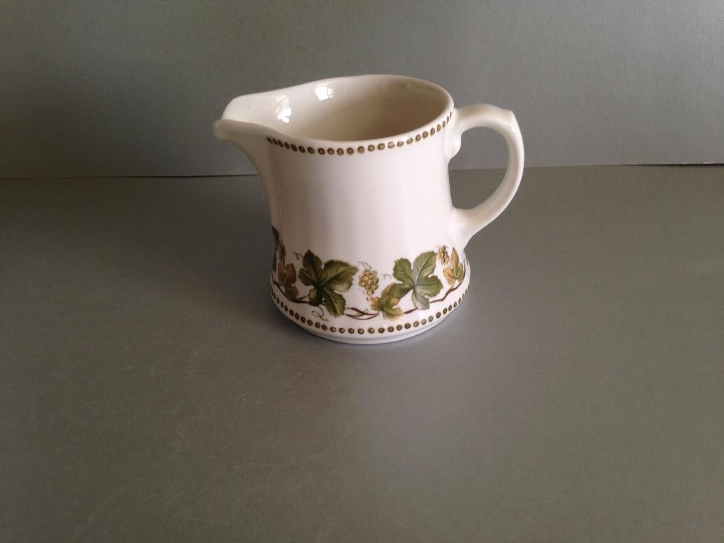 Melk kannetje Gemerkt: Eschenbach, Ophalen of Verzenden