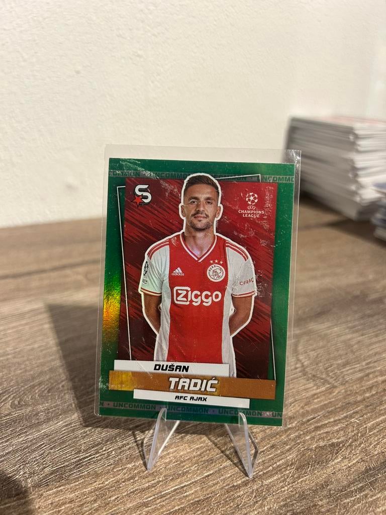 Dusan Tadic 2022-23 Topps UCC Superstars #153 Green Ajax, Ophalen of Verzenden, Zo goed als nieuw, Ajax, Poster, Plaatje of Sticker
