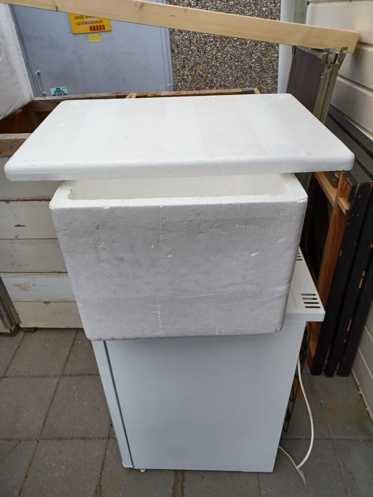 Eps dozen, Doe-het-zelf en Verbouw, Kratten en Dozen, Ophalen, Krat, Minder dan 35 cm