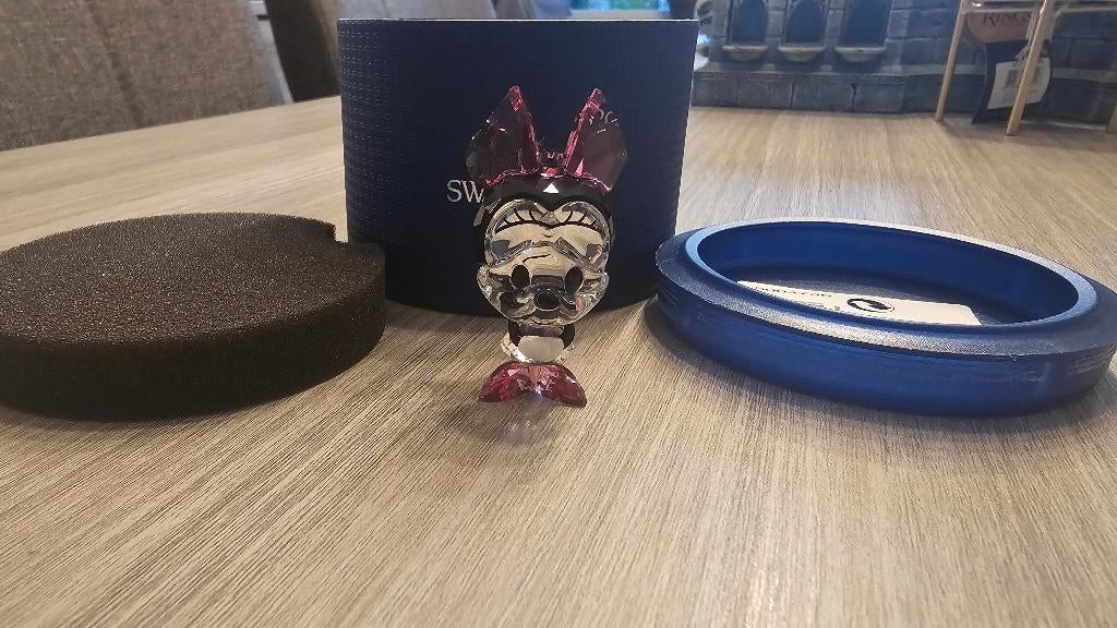 Swarovski Disney Cutie Minnie Mouse! NIEUW!, Verzamelen, Swarovski, Ophalen of Verzenden, Nieuw, Figuurtje