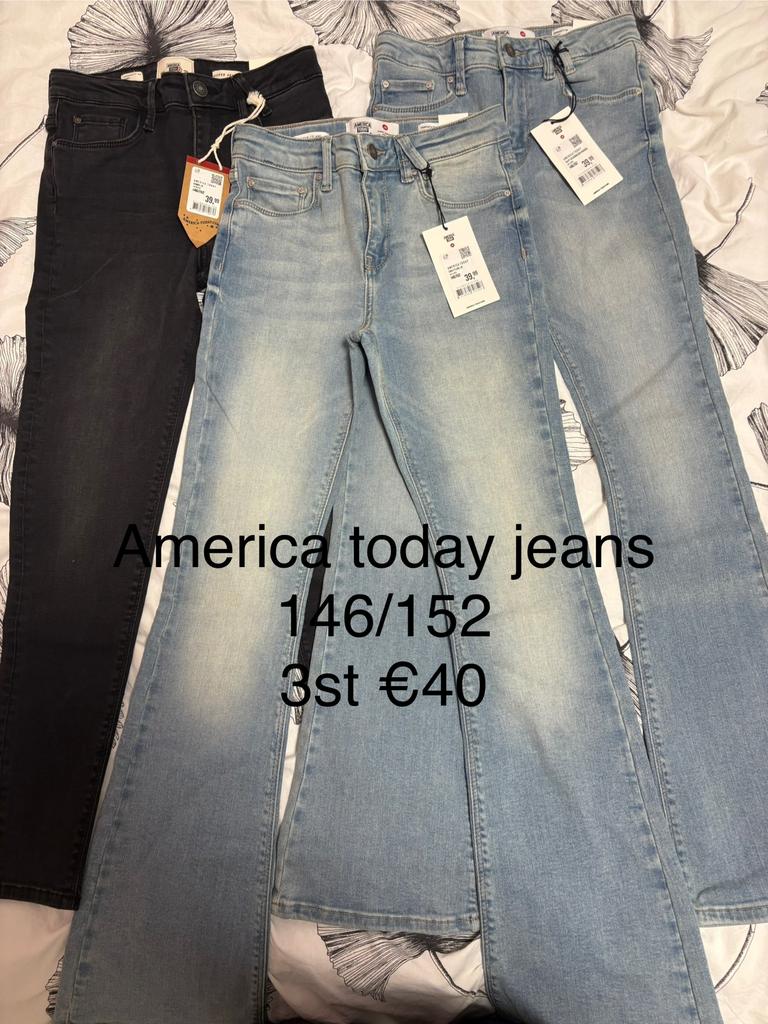 America today jeans 3 stuks 146/152, Ophalen of Verzenden, Zo goed als nieuw, Blauw, W27 (confectie 34) of kleiner