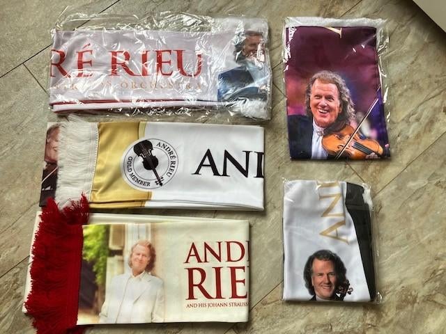 Tour sjaal André Rieu, Verzamelen, Ophalen of Verzenden, Zo goed als nieuw, Overige typen