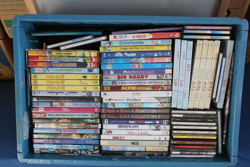 hele krat met cd's/dvd's/pc spellen, Ophalen of Verzenden, Gebruikt