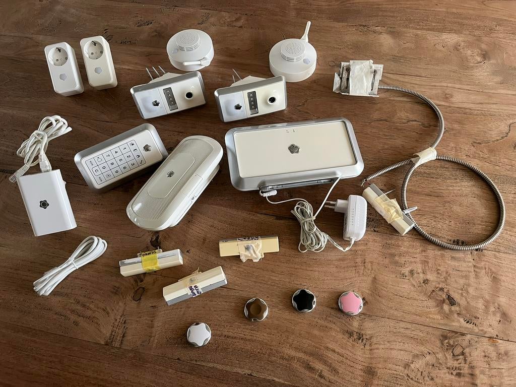 Compleet Verisure alarmsysteem met veel componenten., Ophalen of Verzenden, Compleet systeem, Draadloos