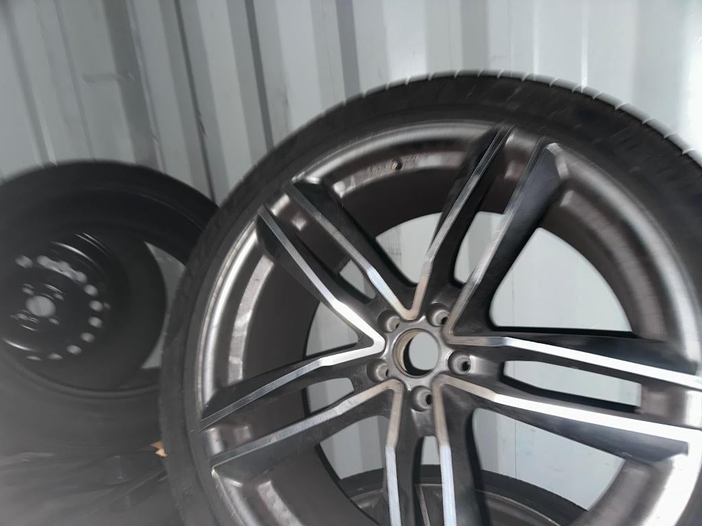 q7 velgen  banden 3mm winter 285 40 22, Ophalen, 285 mm, Overige maten, Winterbanden