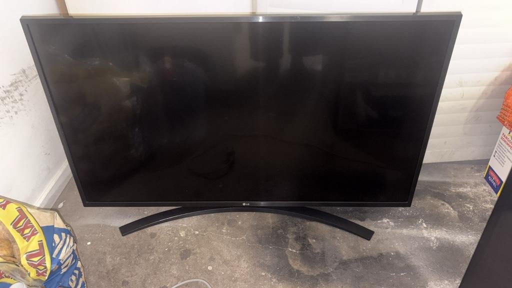 Mooie nog nieuwe LG tv, 50 Hz, Ophalen of Verzenden, Zo goed als nieuw, 100 cm of meer