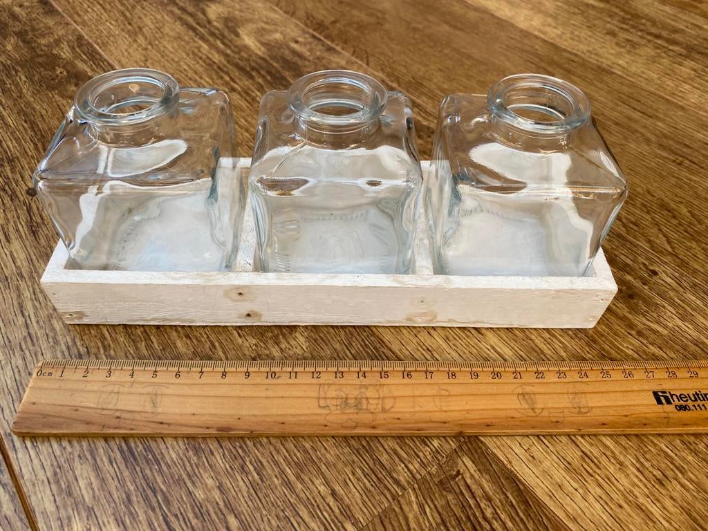 glazen vaasjes met houten houder, Overige kleuren, Ophalen of Verzenden, Minder dan 50 cm, Glas