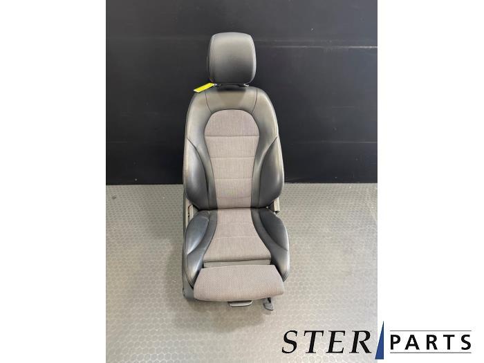 Stoel rechts van een Mercedes C-Klasse, Auto-onderdelen, Interieur en Bekleding, Gebruikt, -, Ophalen of Verzenden, -