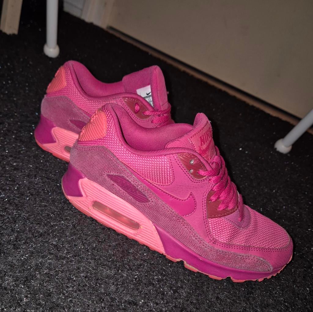 Nike Air Max roze - Maat 39 - Zo goed als nieuw, Nike, Ophalen of Verzenden, Roze, Sneakers of Gympen