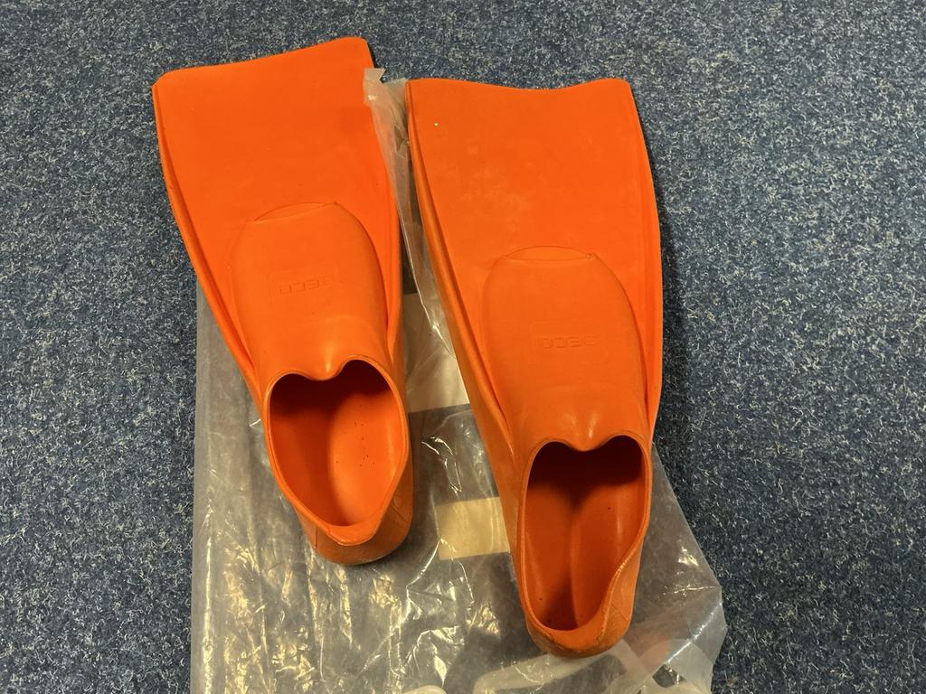 Zwemvliezen valt als maat 43, Watersport en Boten, Verzenden, Nieuw, Snorkelvinnen