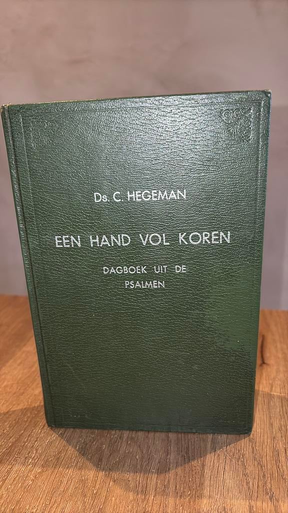 KR-1 Ds C Hegeman Een handvol koren, Ophalen of Verzenden, Gelezen