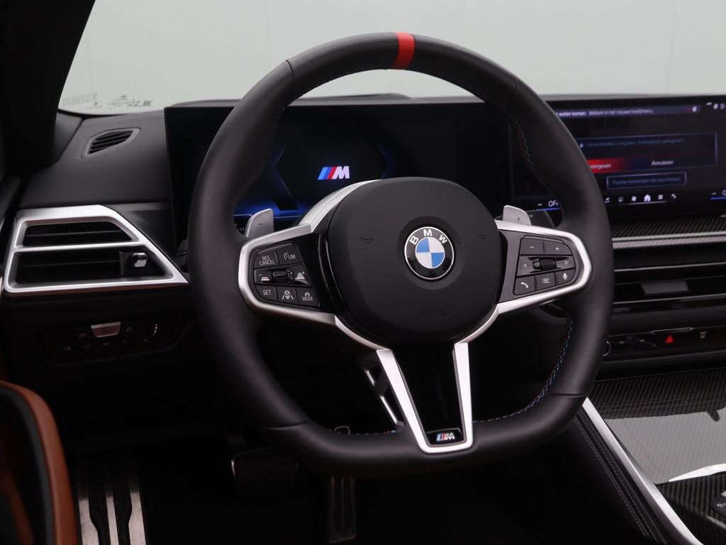 BMW 4 Serie M440i xDrive Cabrio (bj 2025, automaat), Auto's, BMW, Automaat, Gebruikt, Zwart, 4 stoelen