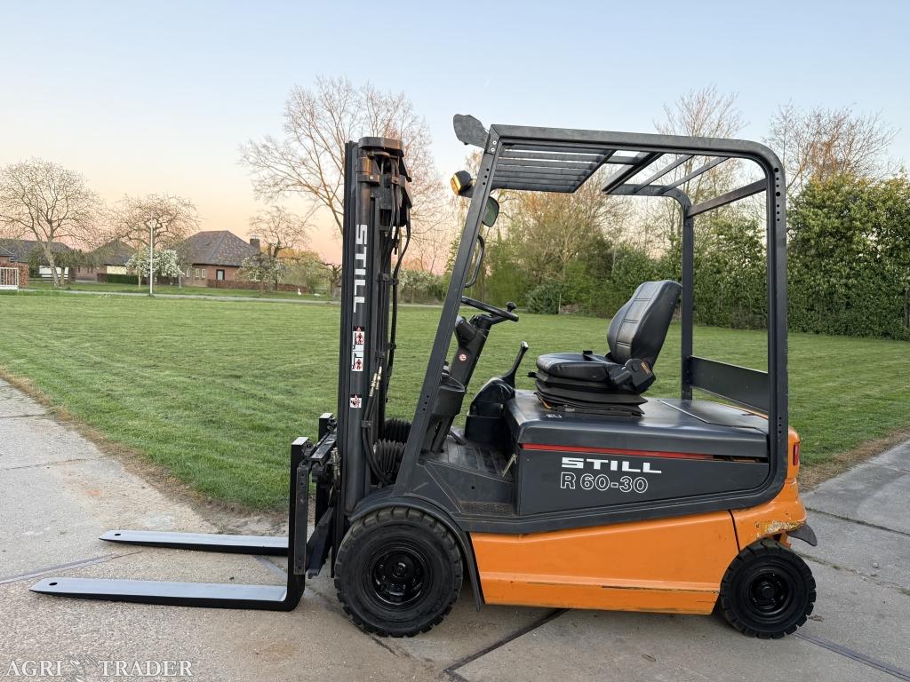 Still 3 tonner elektrisch 3-delig freelift Sideshift 4e vent, Info@vanbeurdenheftrucks.nl, Still, Heftruck, Ophalen of Verzenden