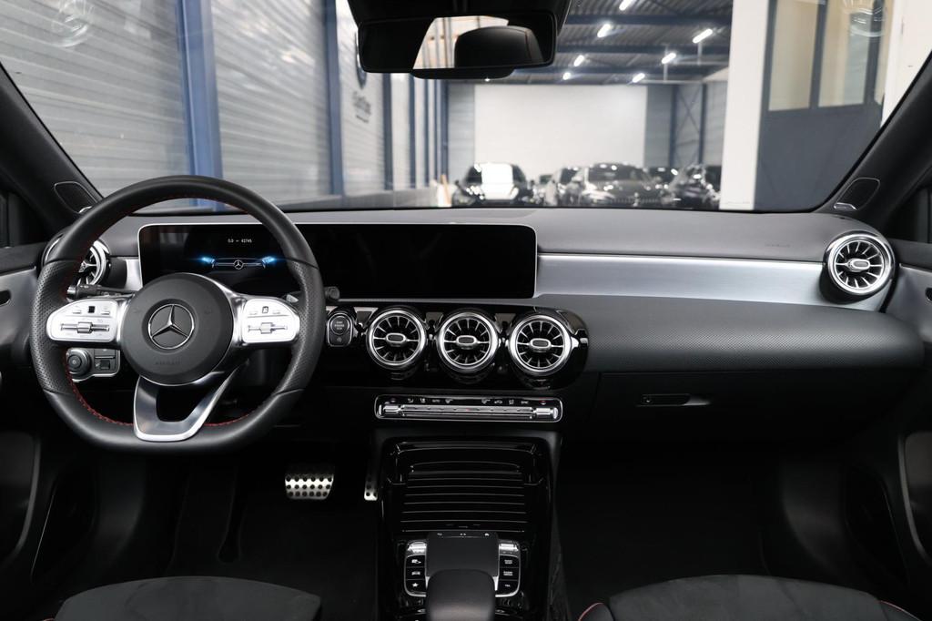 Mercedes-Benz A-klasse AMG 45 4MATIC+ MULTIBEAM/VIRTUAL/SFEE, Automaat, Gebruikt, 4 cilinders, 11 km/l