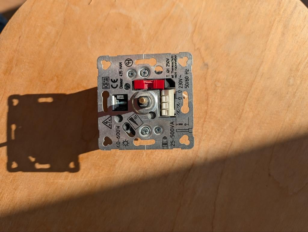 KEBA Drie Dimmer 435 HAN 60-600W 230V, Doe-het-zelf en Verbouw, Elektra en Kabels, Gebruikt, Schakelaar, Ophalen of Verzenden