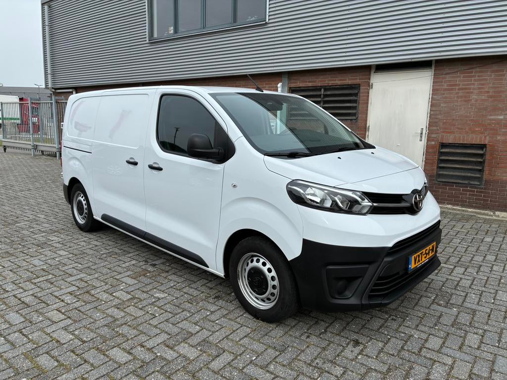 Toyota Proace Worker 1.5 D-4d Live 120pk S&S 2023 Wit, Auto's, Bestelauto's, Voorwielaandrijving, 4 cilinders, Wit, Origineel Nederlands