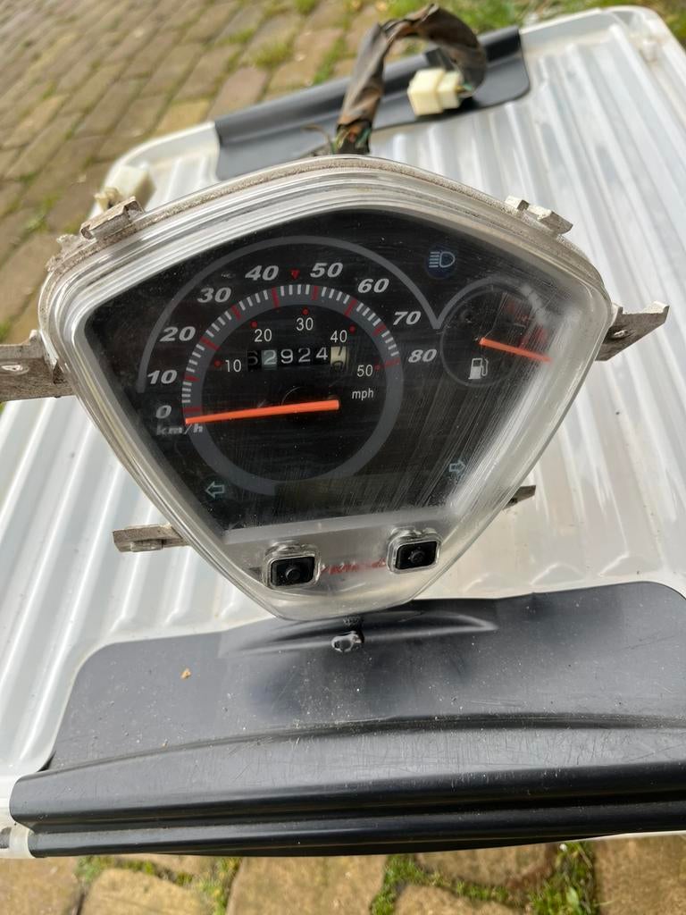 Km teller kymco super 8, Ophalen of Verzenden, Gebruikt